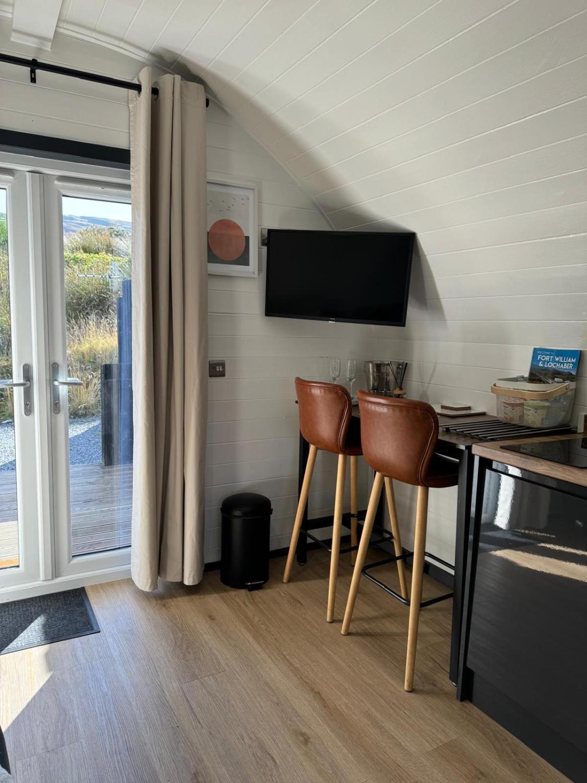 Apex Studio Pod&Jacuzzi Bath Fort William Exterior foto